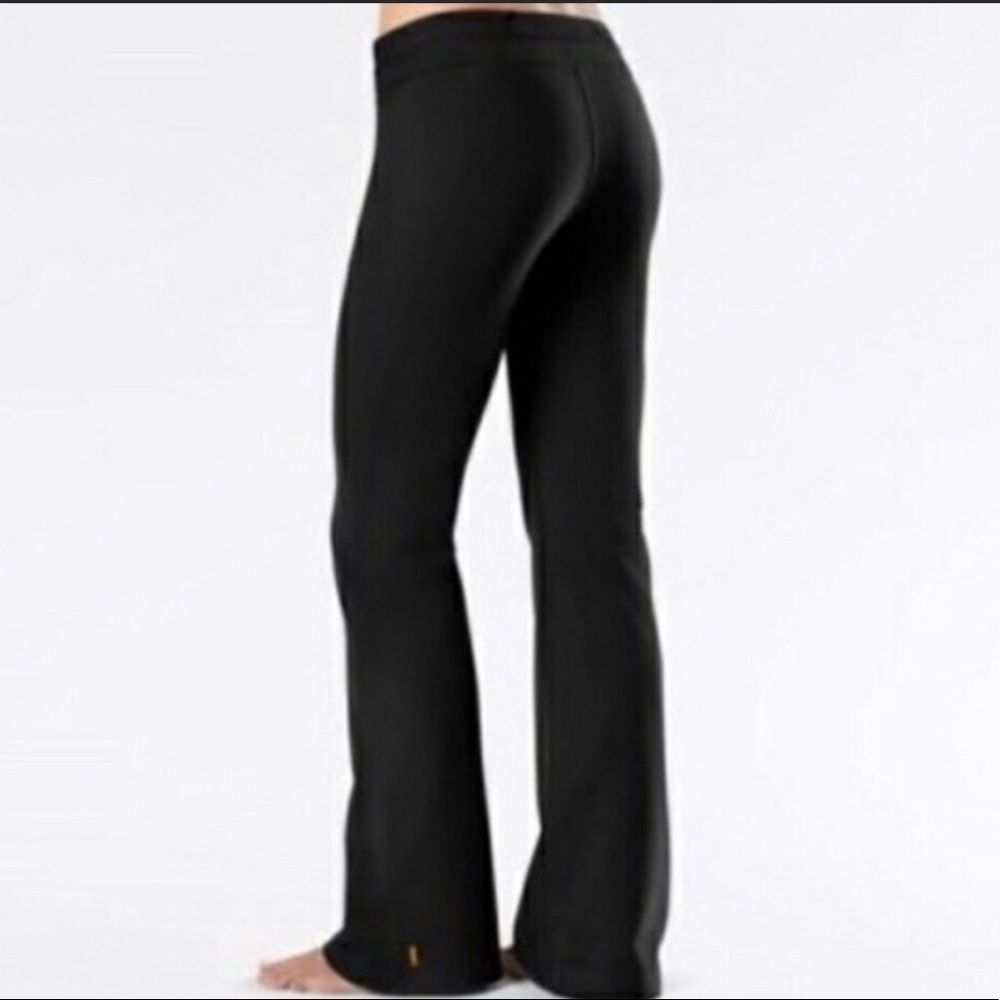*Two Pairs* Lucy Tech Activewear Pants M